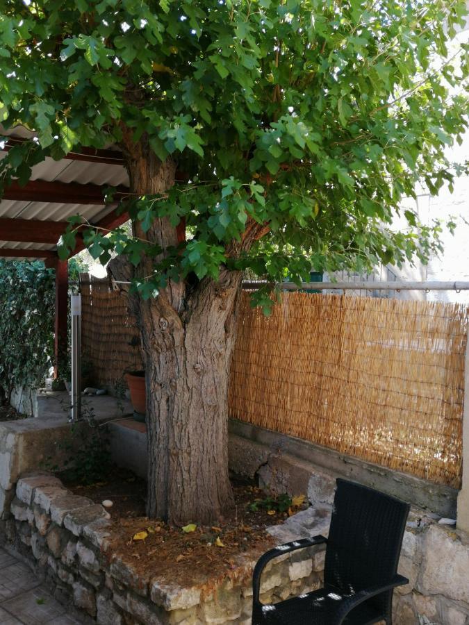 Apartments Elena & Damir Βις Εξωτερικό φωτογραφία