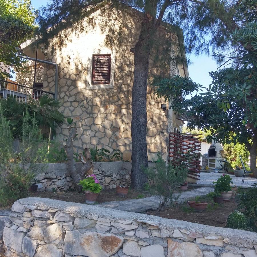 Apartments Elena & Damir Βις Εξωτερικό φωτογραφία