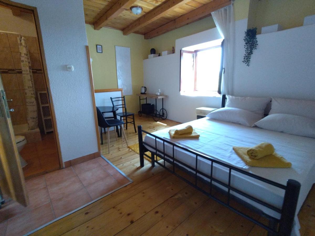 Apartments Elena & Damir Βις Εξωτερικό φωτογραφία
