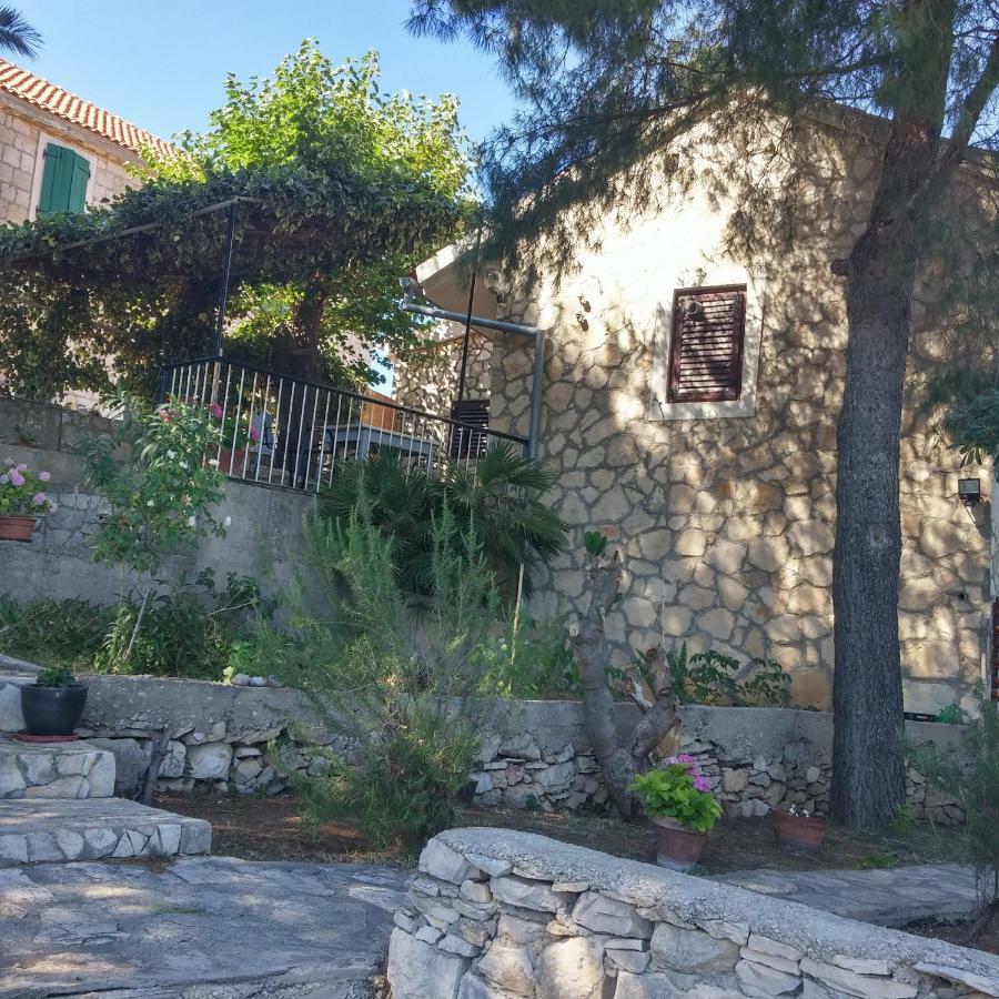 Apartments Elena & Damir Βις Εξωτερικό φωτογραφία